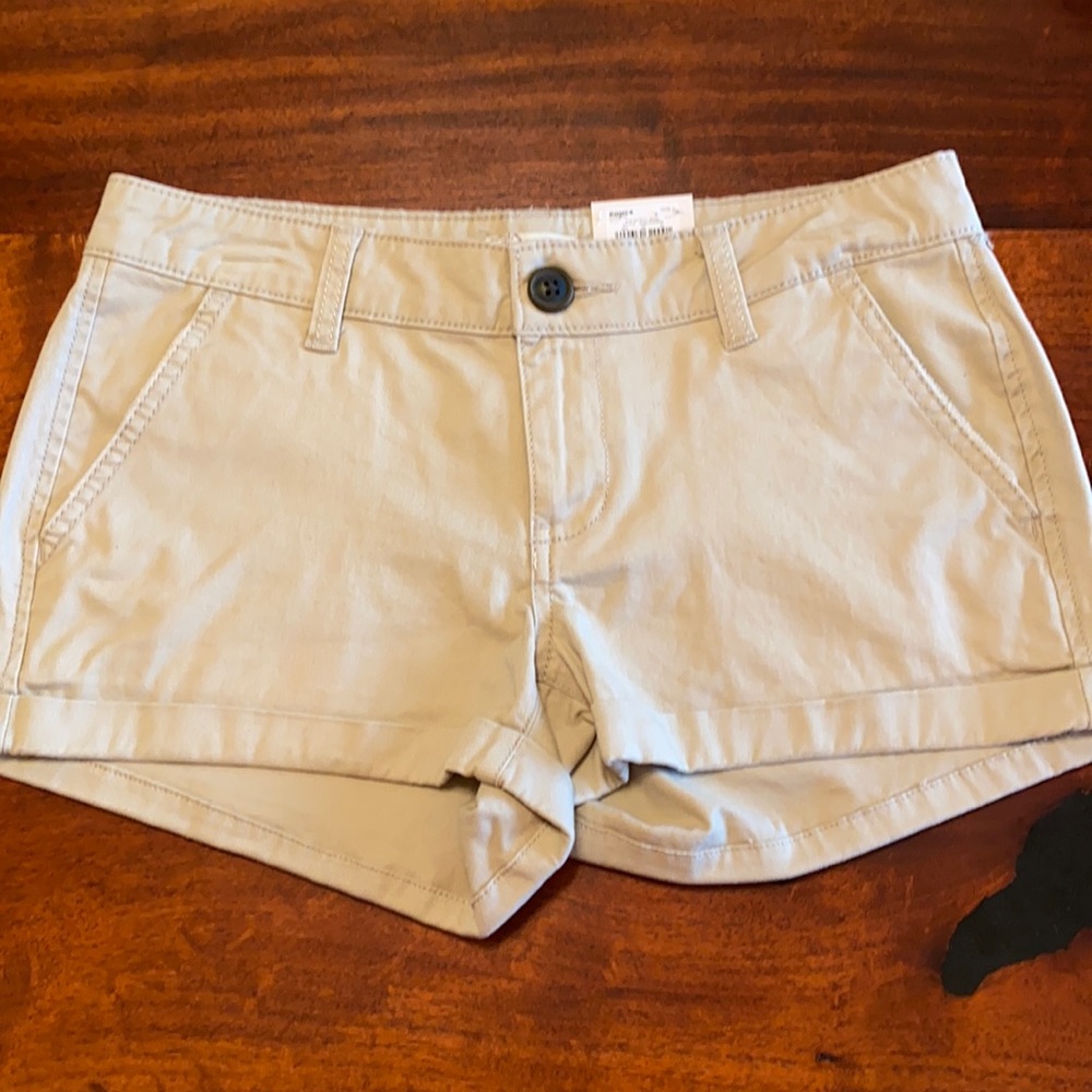 NWT SO (kohls) shortie size 5